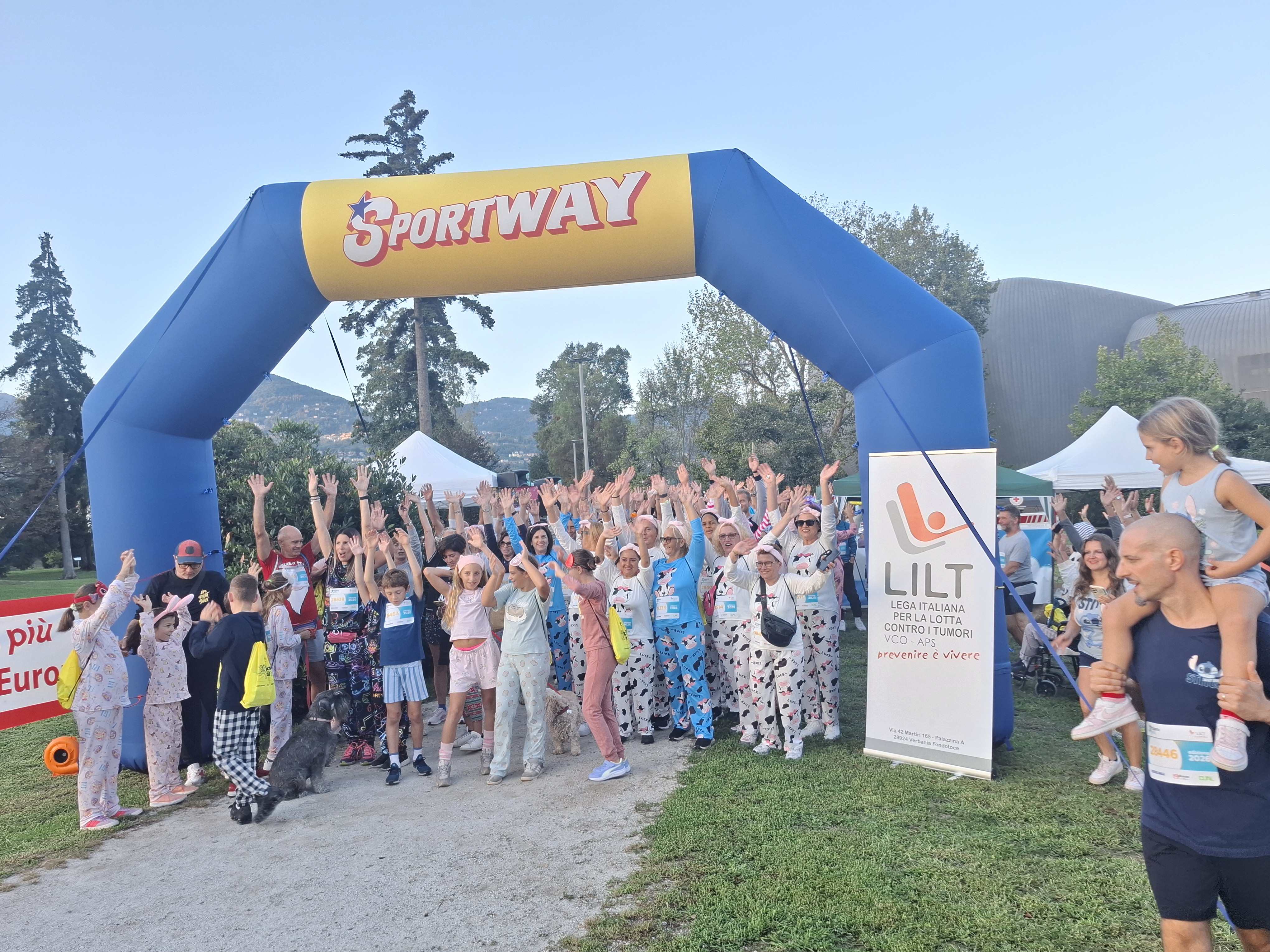 In 200 ieri alla Pigiama Run della Lilt a Verbania