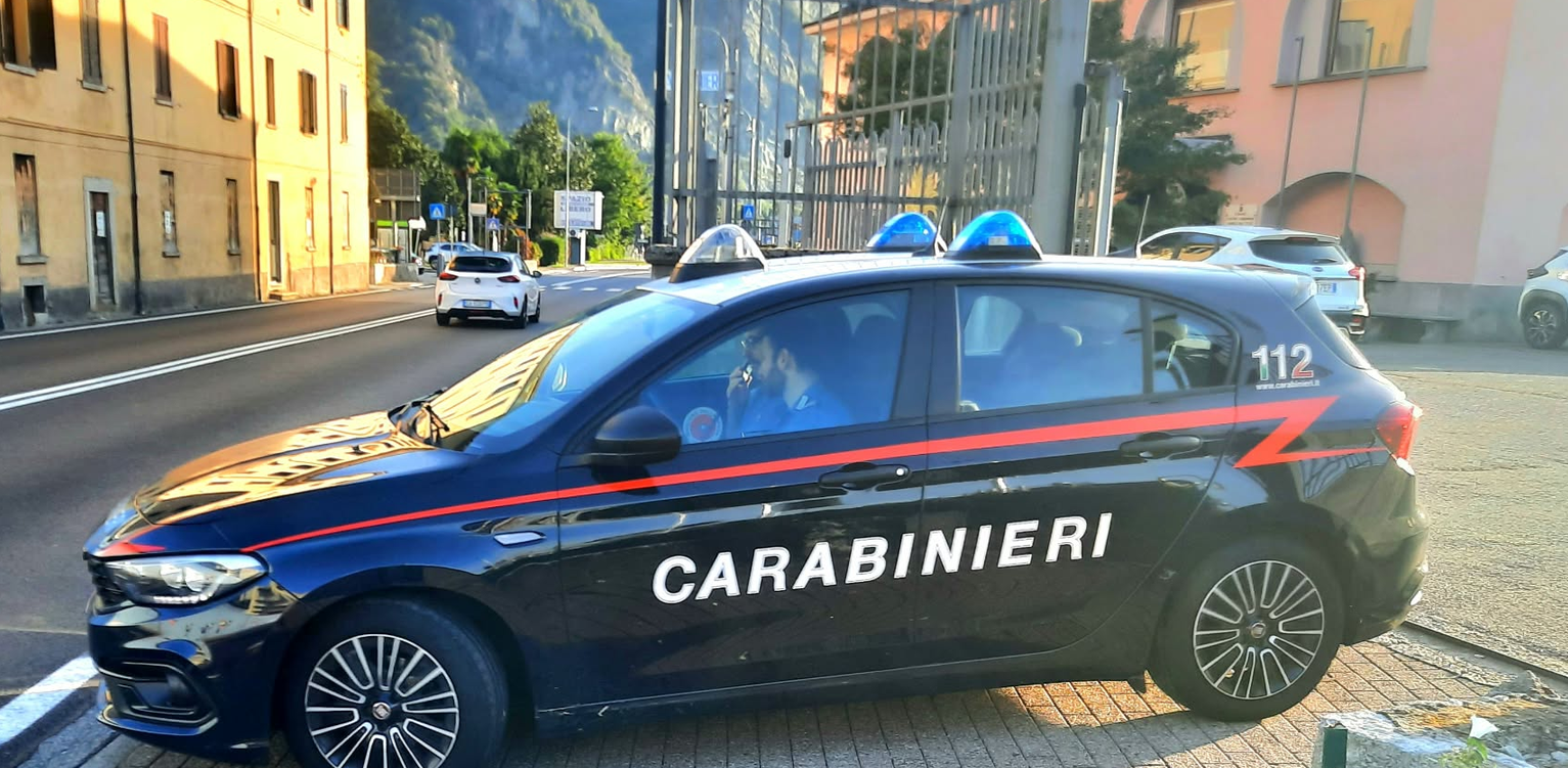Gravellona Toce. Estorsione e lesioni personali in concorso, eseguite misure cautelari nei confronti di due minorenni