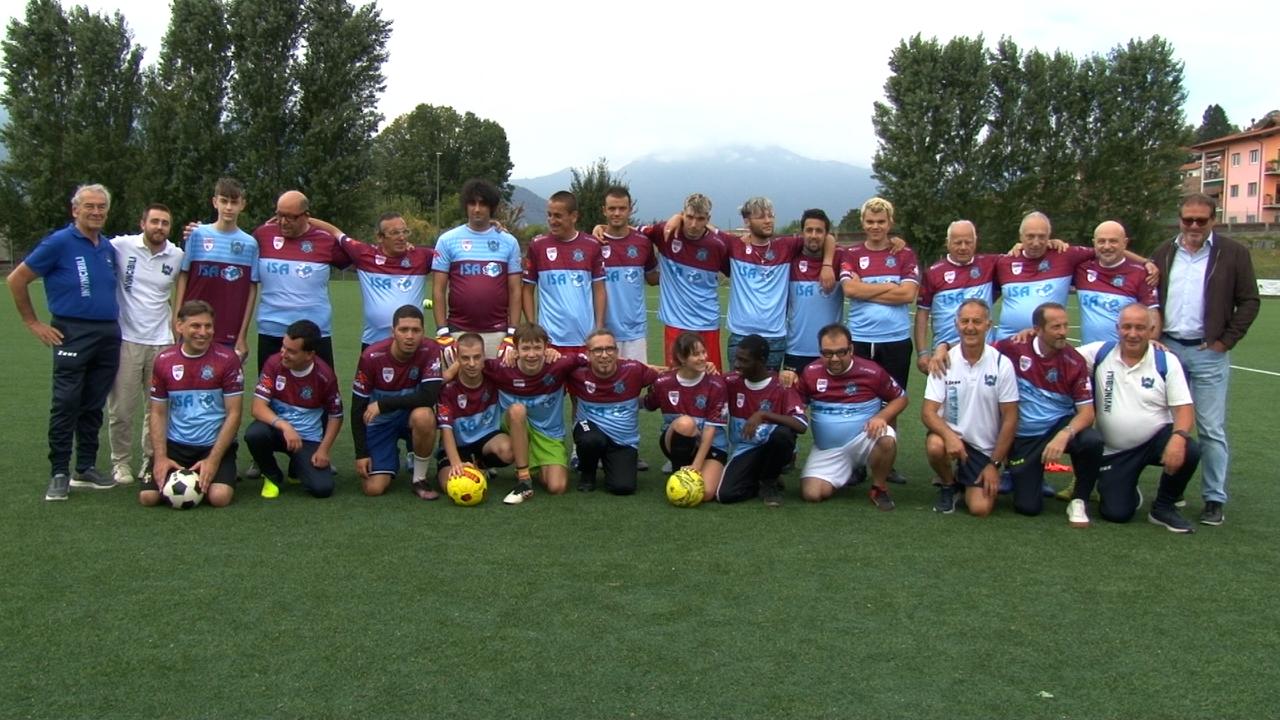 Nuova collaborazione tra Sunici e Invincibili, realtà impegnate nel calcio inclusivo. Ecco la nuova maglia