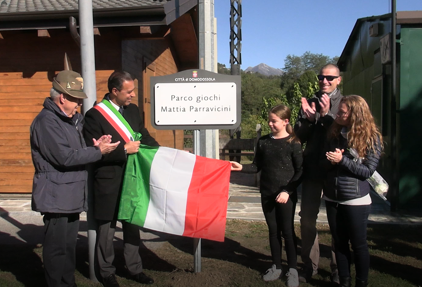 Domodossola. Intitolato a Mattia Parravicini il parco giochi di Calice